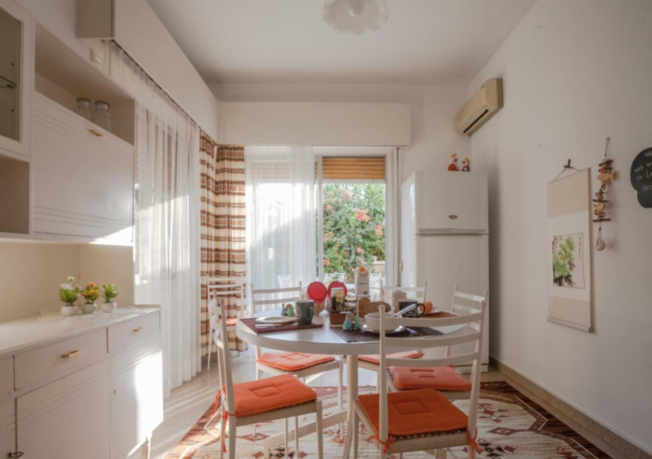 Sunny Family Home By The Beach Limassol Exterior foto