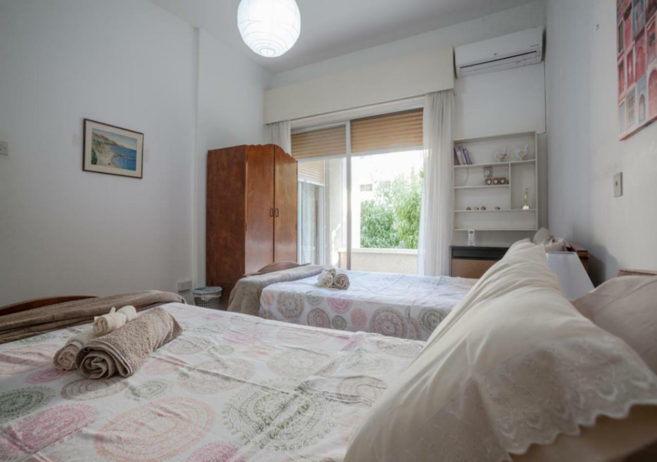 Sunny Family Home By The Beach Limassol Exterior foto