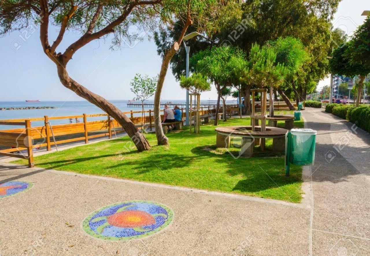 Sunny Family Home By The Beach Limassol Exterior foto